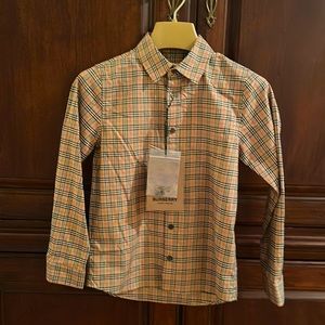 NWT Burberry youth size 8 plaid button down long sleeve shirt
